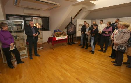 OTVORITEV RAZSTAVE MAKSIMA GASPARIJA 09 FOTO LJUBO VUKELIČ